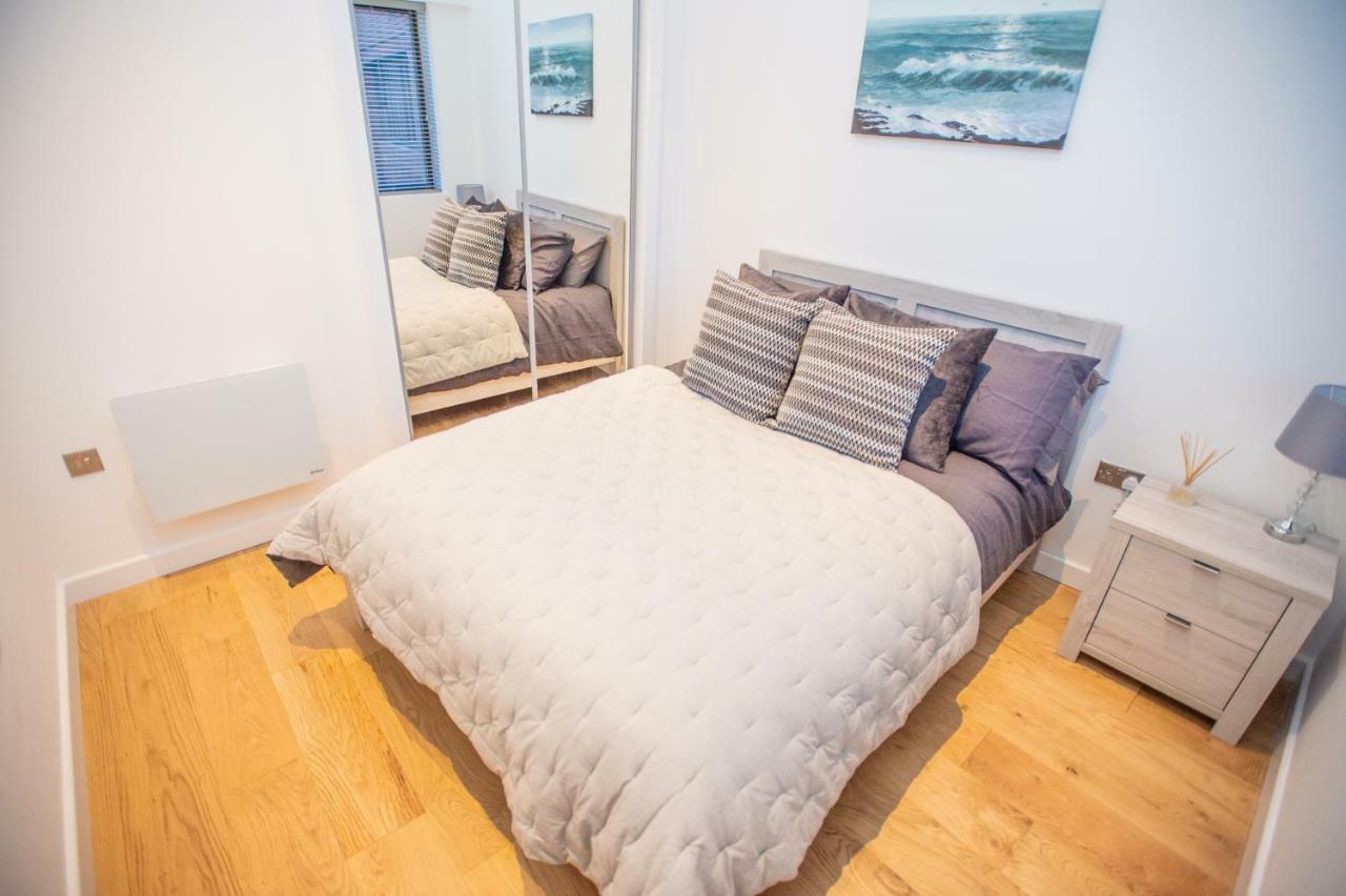 Stylish And Clean 1 Bed Apartment Maidenhead Town Center Extérieur photo