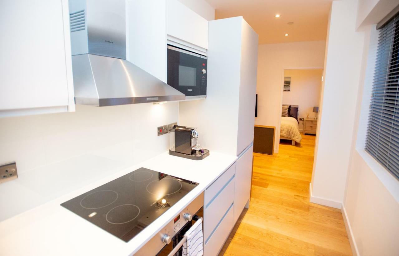 Stylish And Clean 1 Bed Apartment Maidenhead Town Center Extérieur photo
