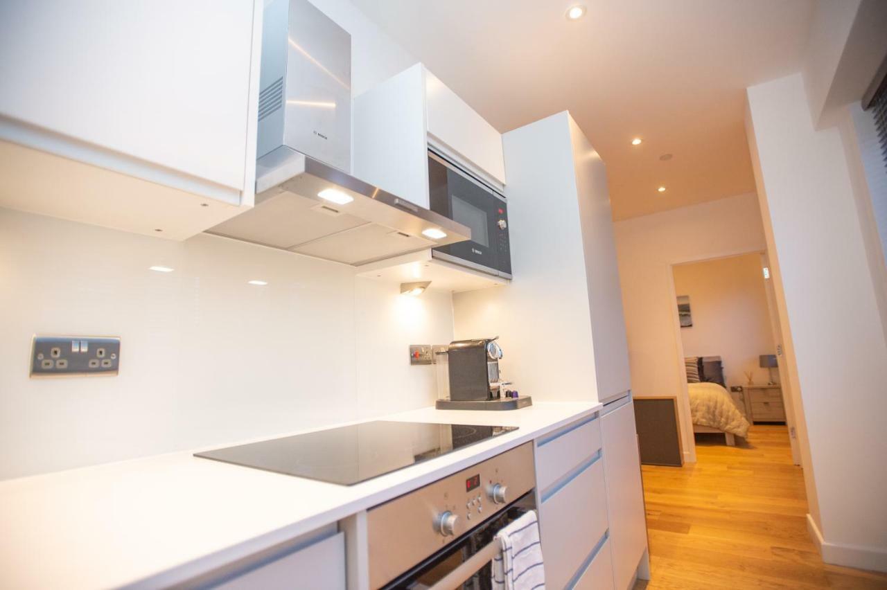 Stylish And Clean 1 Bed Apartment Maidenhead Town Center Extérieur photo